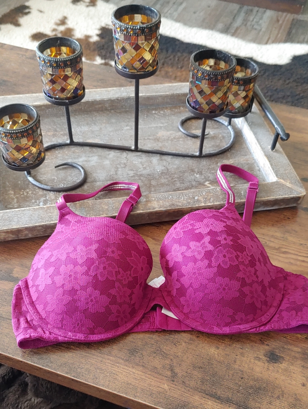 Like New 36C Sexy Pink Victoria's Secret Burgundy lace Padded Underwire bra